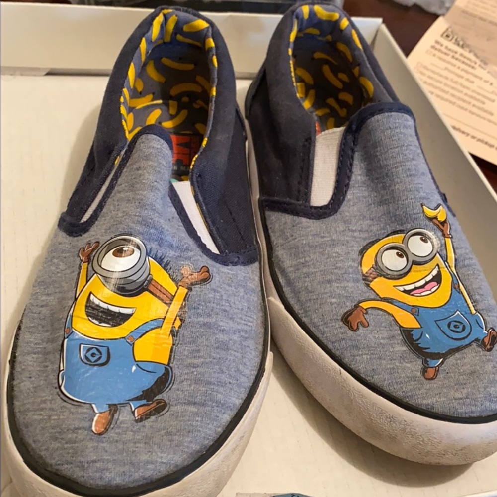 Minions slip on shoes size 1.5